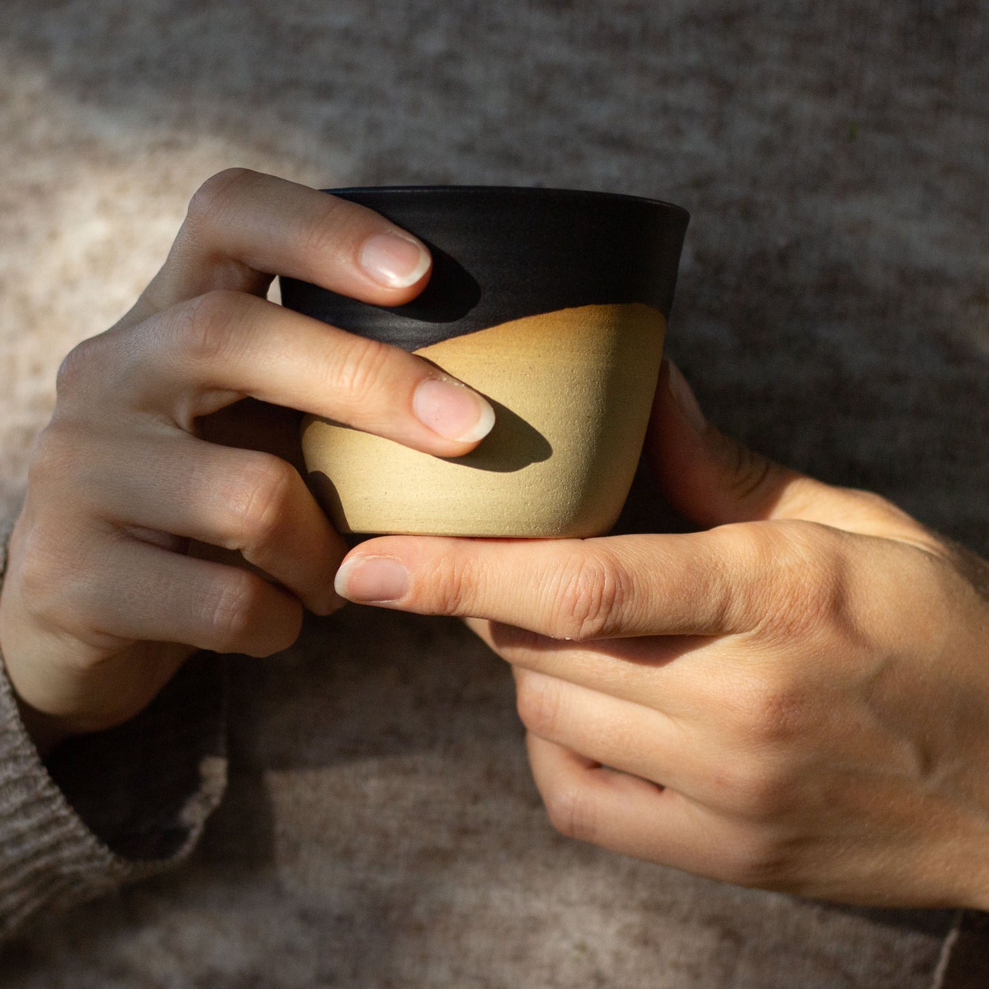 CERAMIC CUPS WITHOUT HANDLE - BLACK