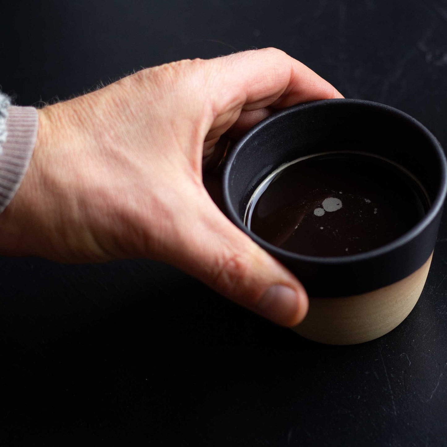 CERAMIC CUPS WITHOUT HANDLE - BLACK