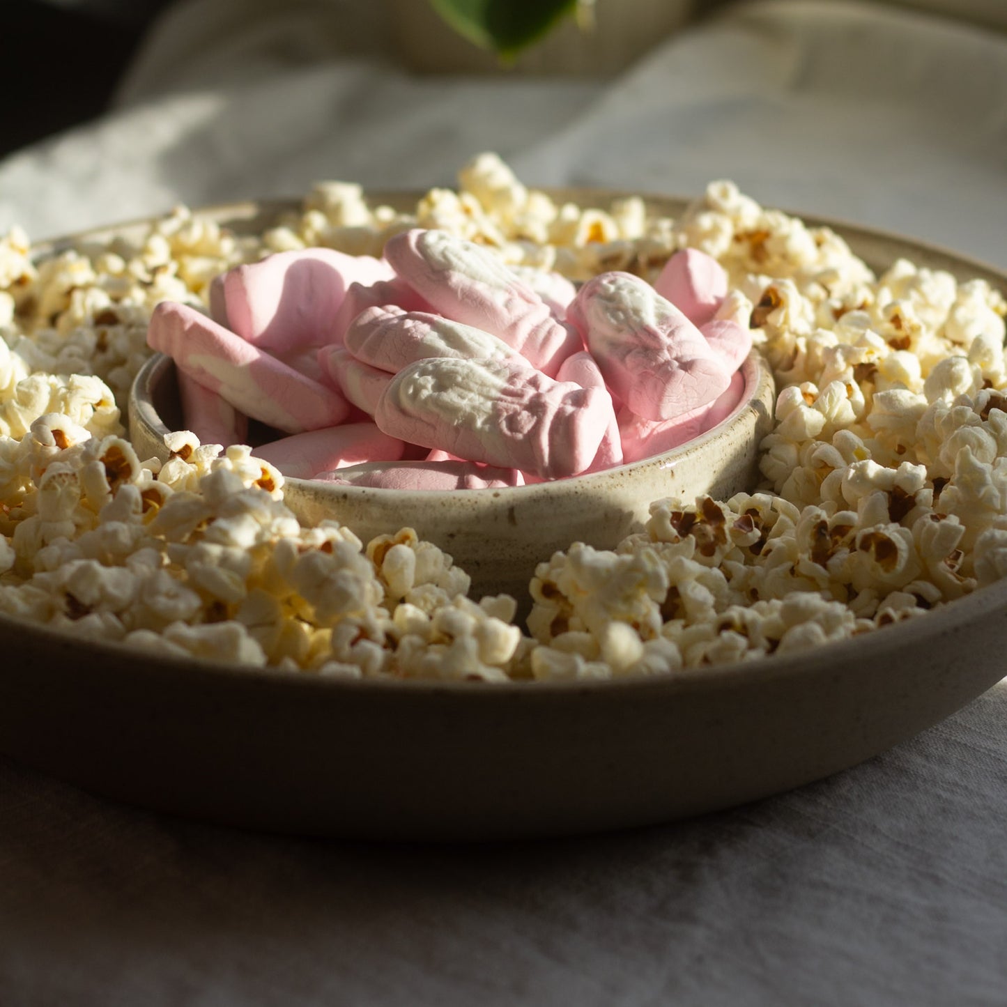 RUSTIC STONEWARE SERVING BOWL