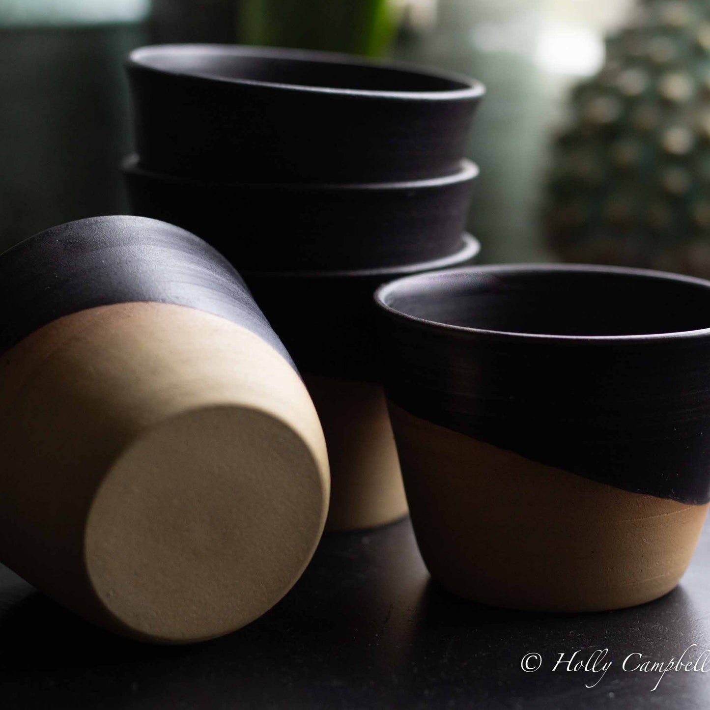 CERAMIC CUPS WITHOUT HANDLE - BLACK