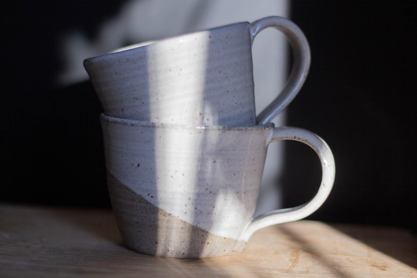 RUSTIC STONEWARE CUPS WITH HANDLES - WHITE