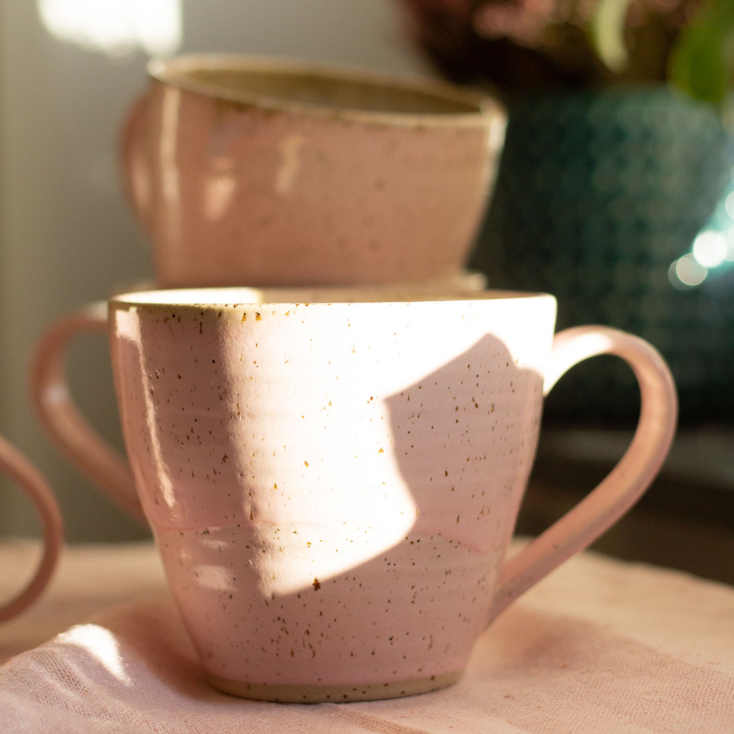 TEA CUPS - PRETTY PINK