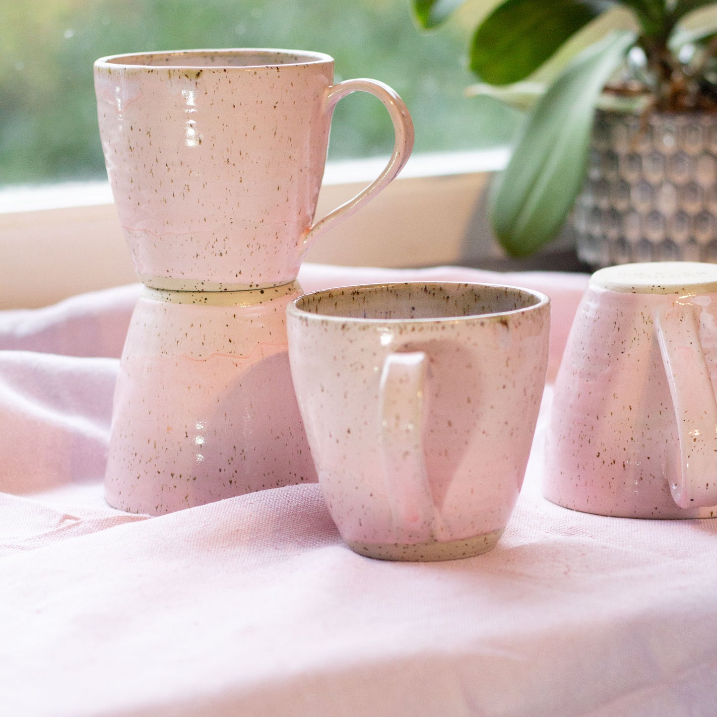 TEA CUPS - PRETTY PINK