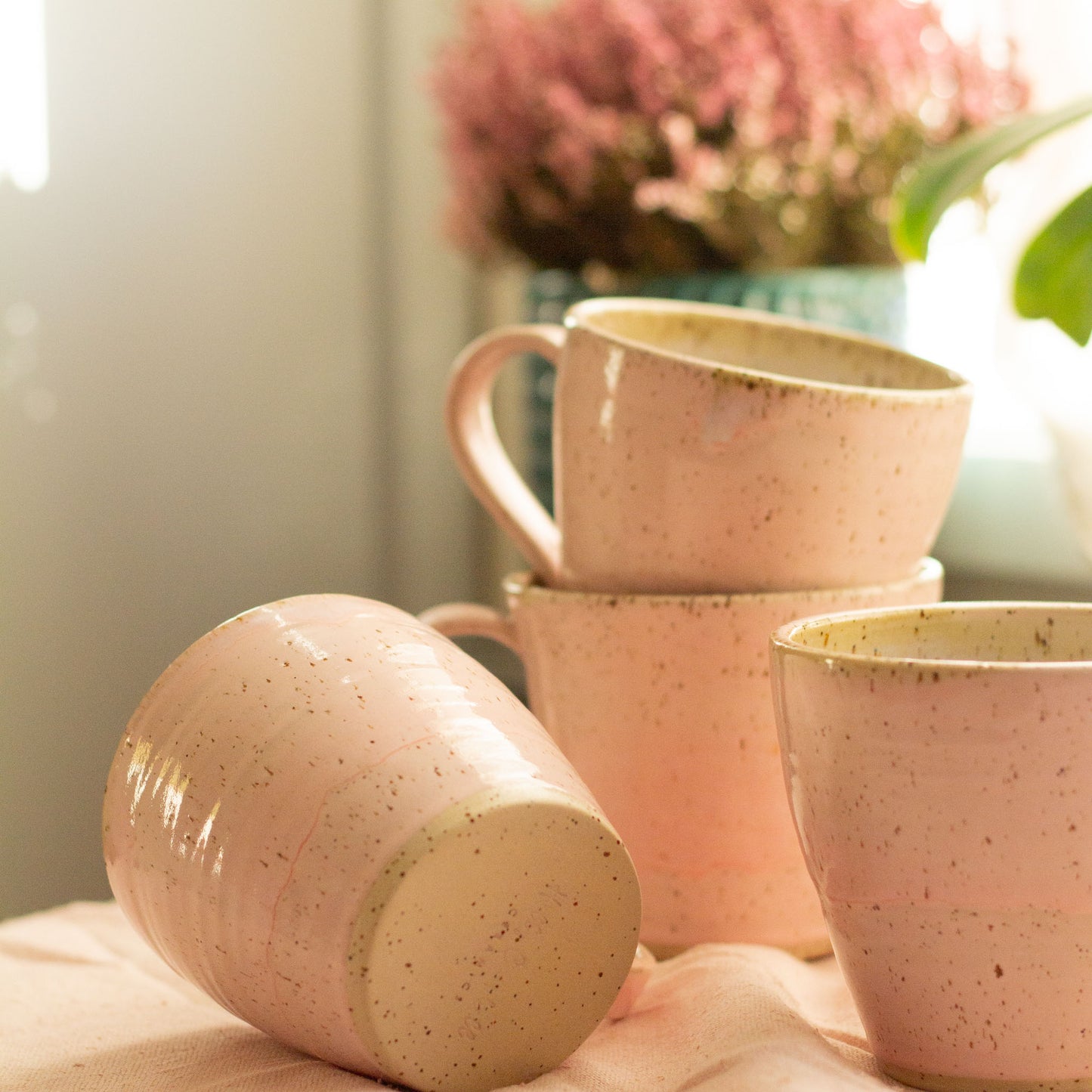 TEA CUPS - PRETTY PINK